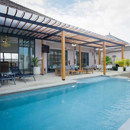 Gold Chariot Pool Villa, Phuket - Sha Plus Certified Strand Bang Tao Exterior foto